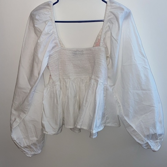 NWOT ASOS DESIGN v neck crochet top with frill sleeve and peplum hem size US 6 - Picture 7 of 10